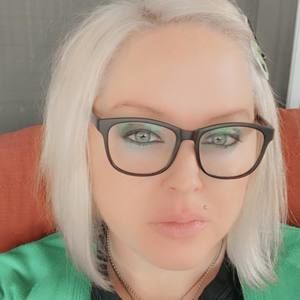 Meet your Posher, Elisha